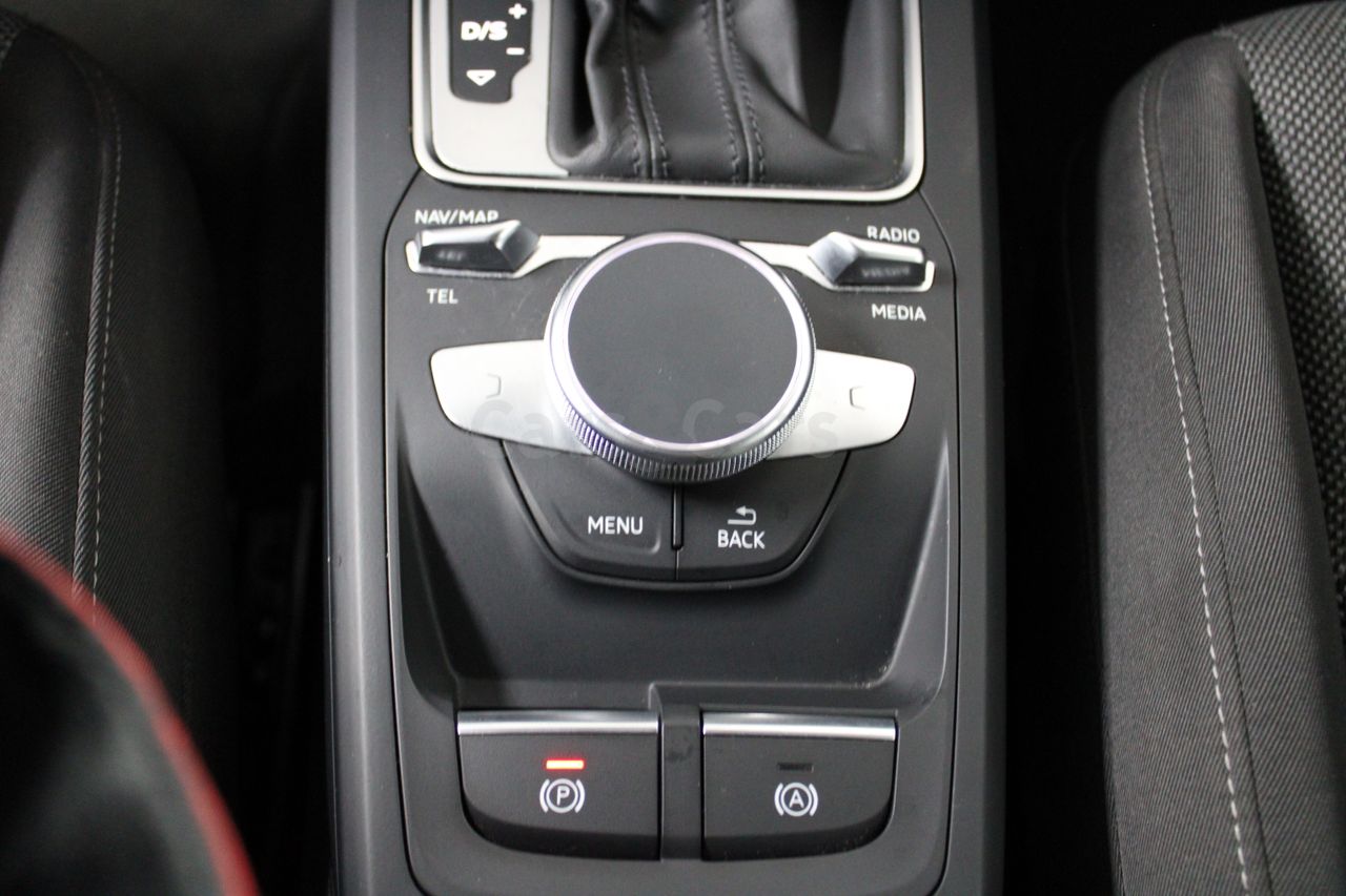 Foto Audi Q2 9