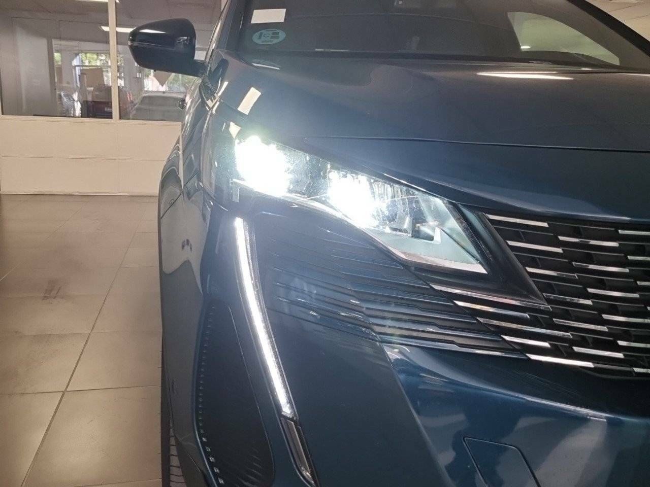 Foto Peugeot 5008 38