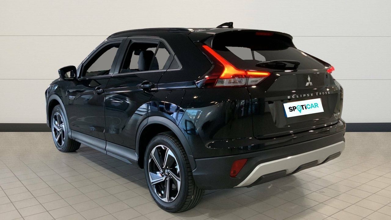 Foto Mitsubishi Eclipse Cross 2