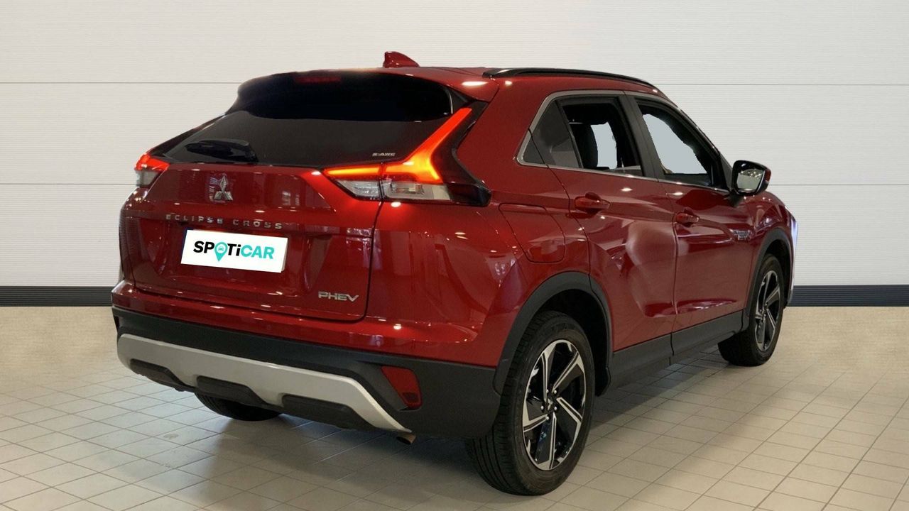 Foto Mitsubishi Eclipse Cross 3