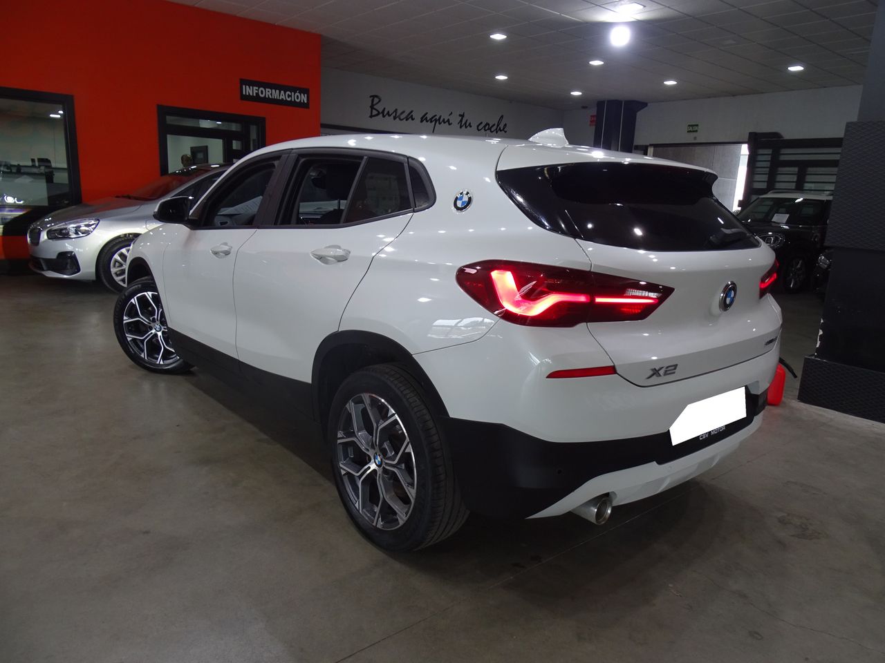 Foto BMW X2 4