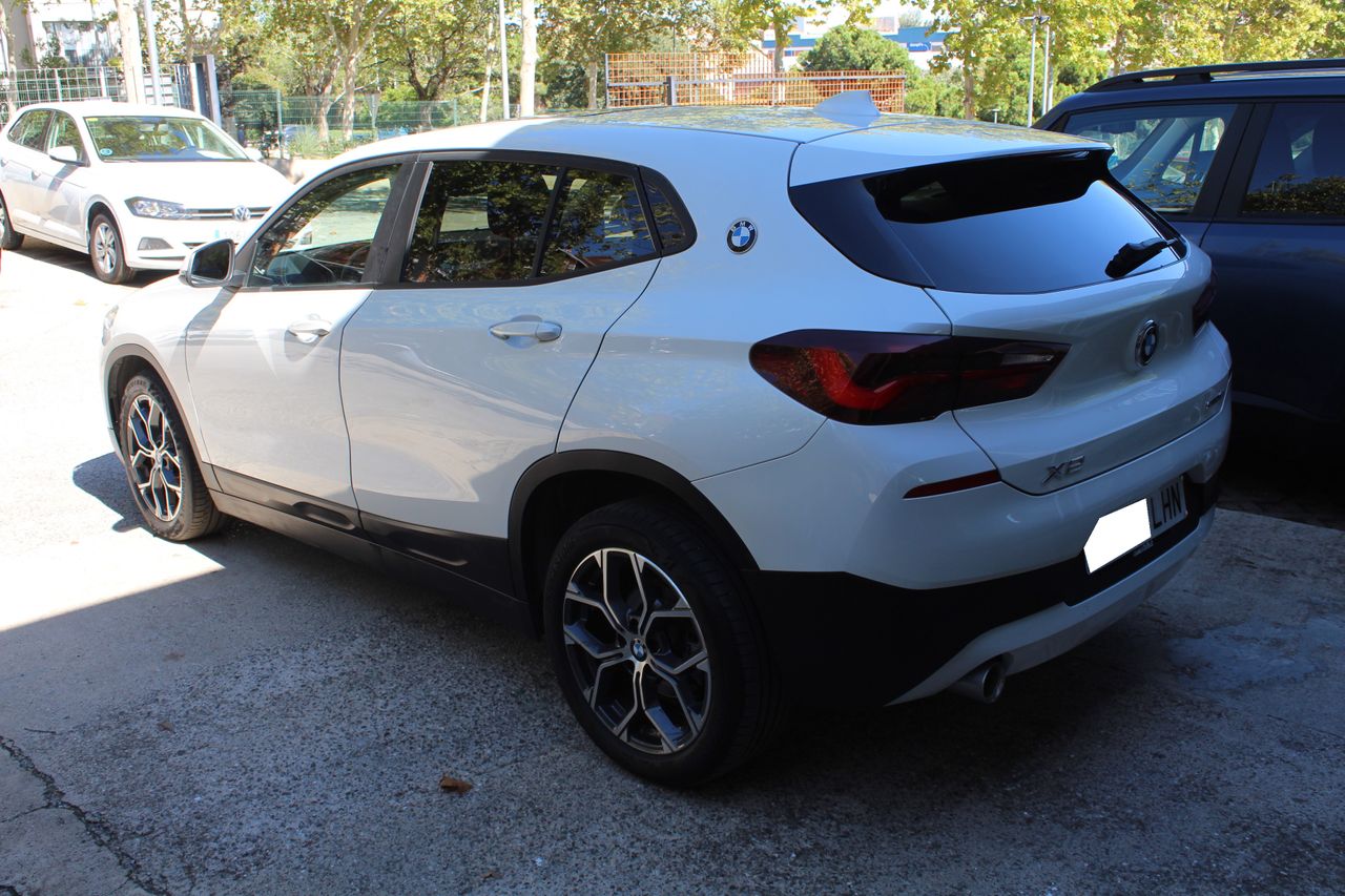 Foto BMW X2 4