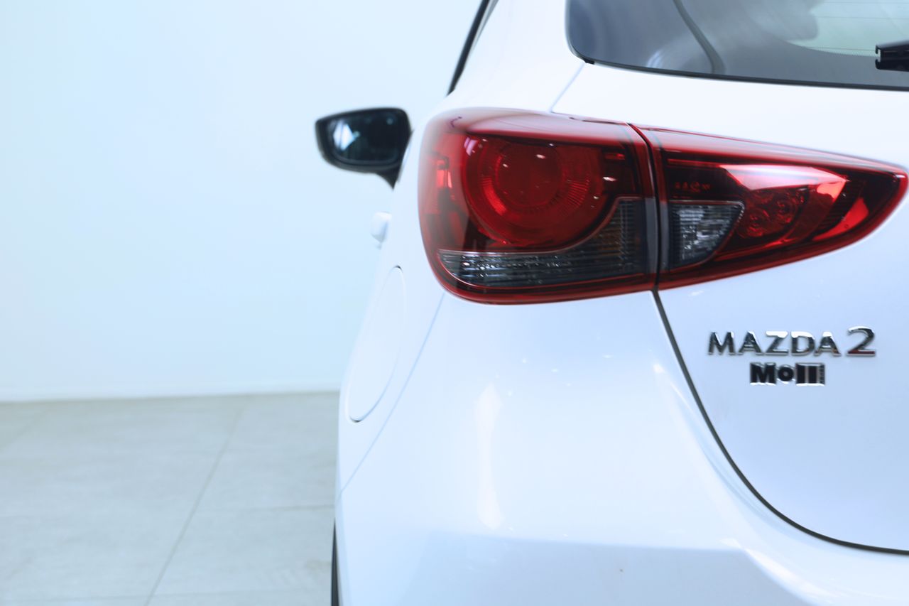 Foto Mazda Mazda2 6