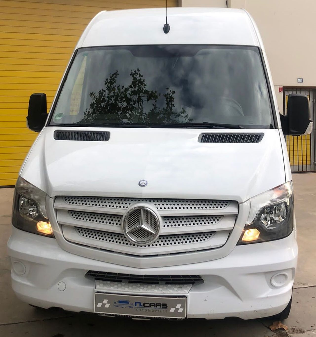 Foto Mercedes-Benz Sprinter 16