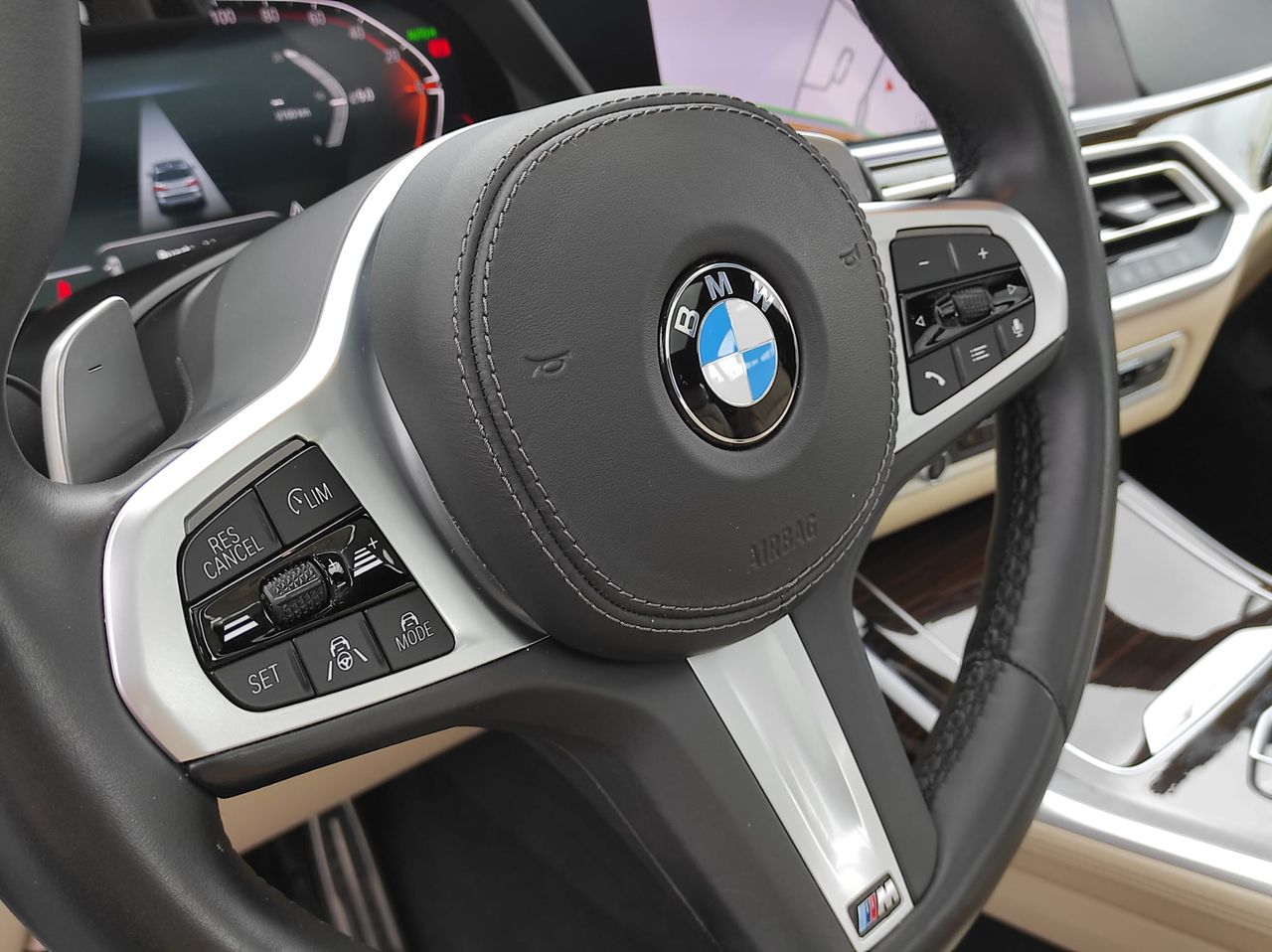 Foto BMW X7 15