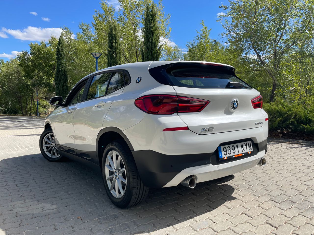 Foto BMW X2 4