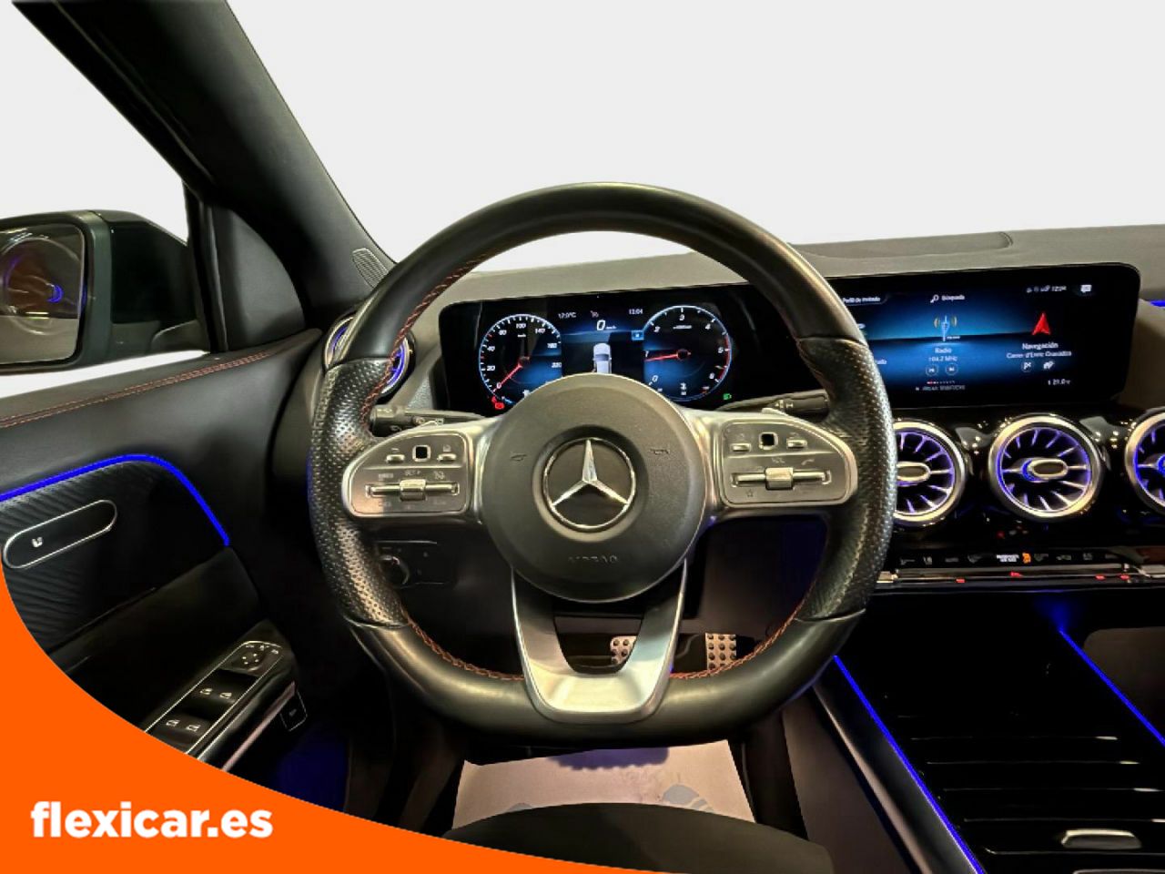 Foto Mercedes-Benz Clase GLA 15