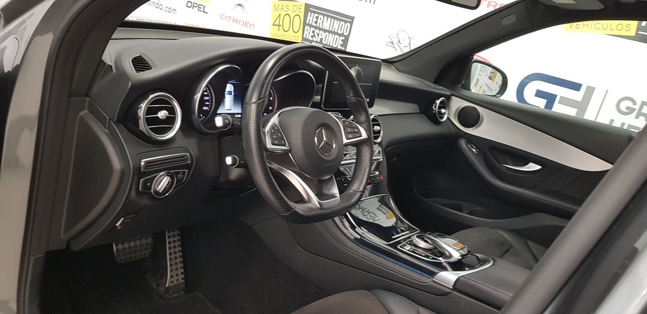 Foto Mercedes-Benz Clase GLC 27