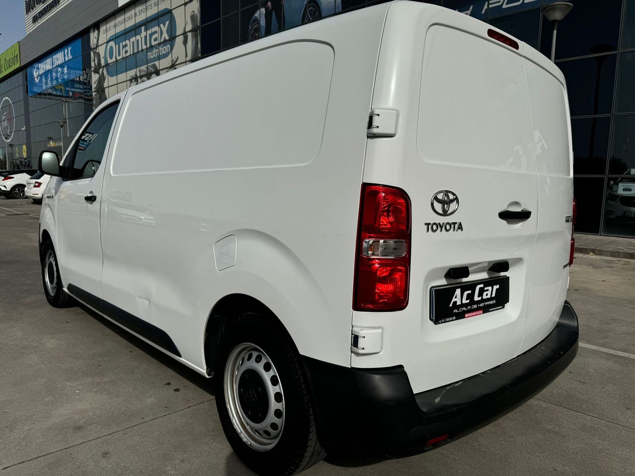 Foto Toyota Proace 4