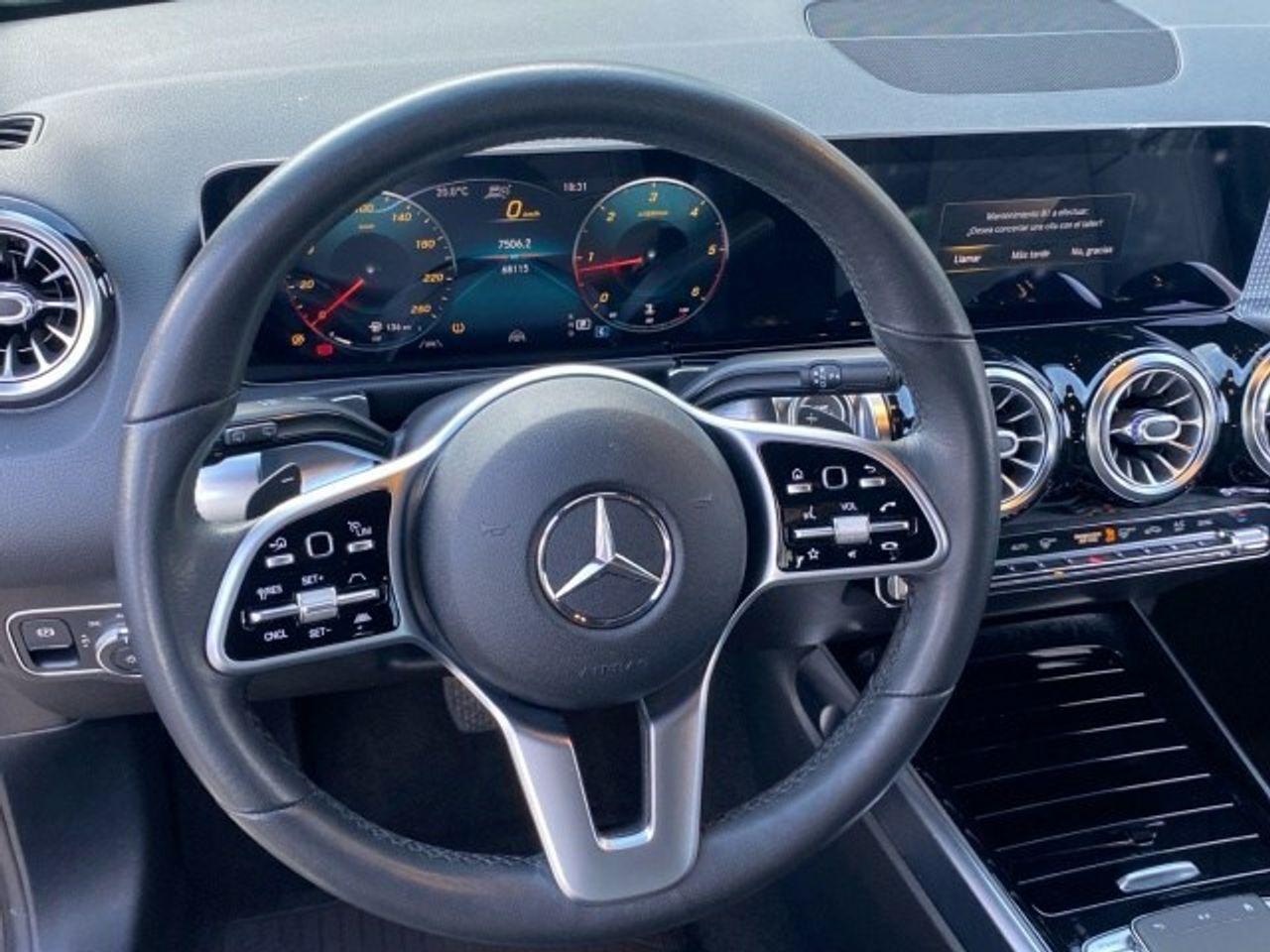 Foto Mercedes-Benz Clase GLB 9