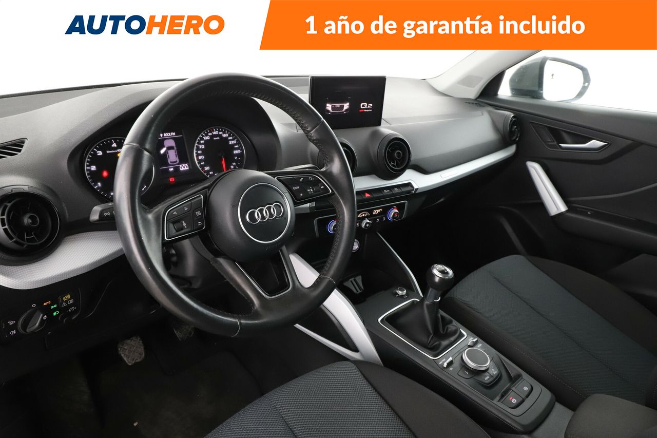 Foto Audi Q2 12