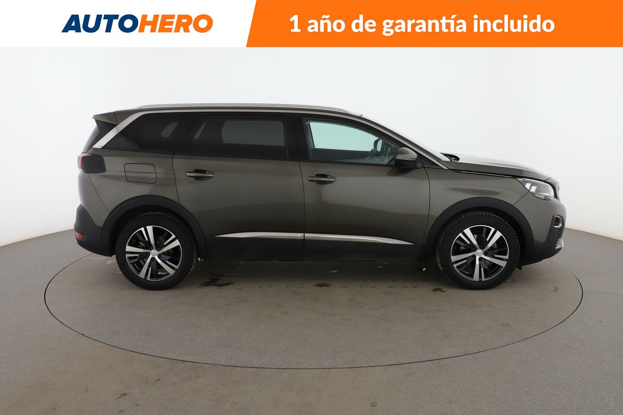 Foto Peugeot 5008 7