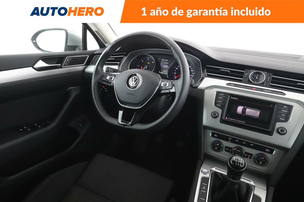 Foto Volkswagen Passat 14