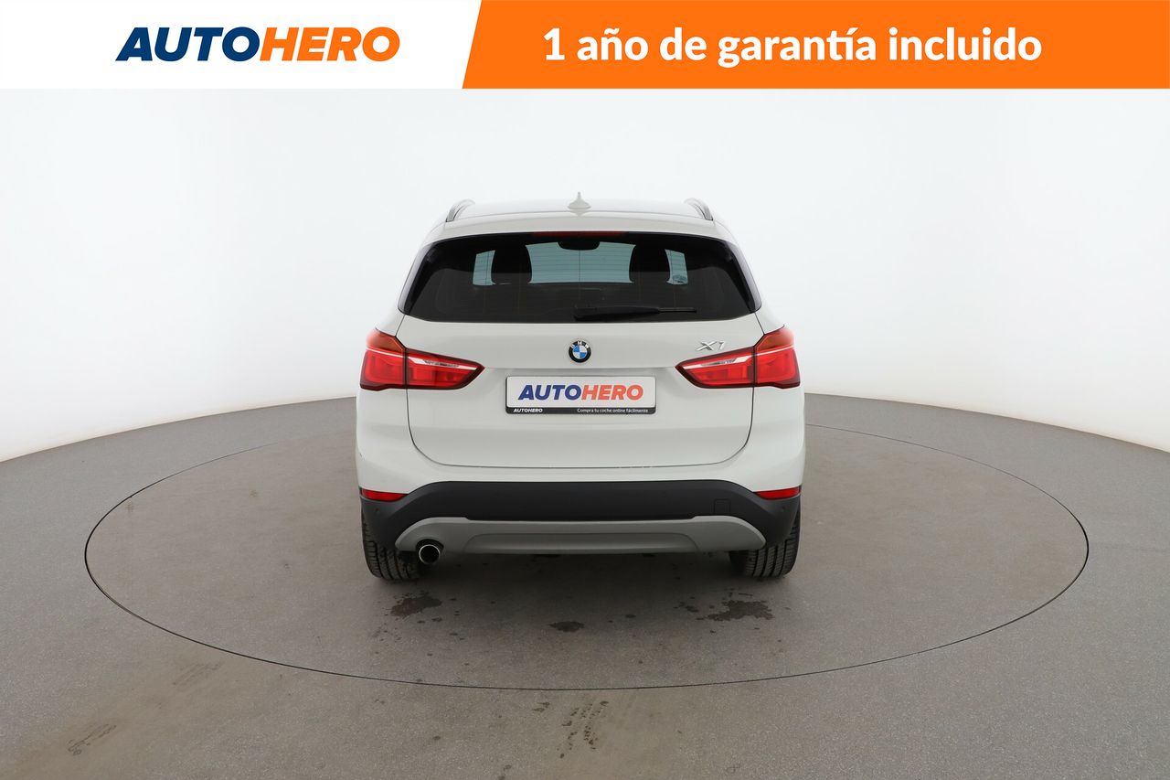 Foto BMW X1 4