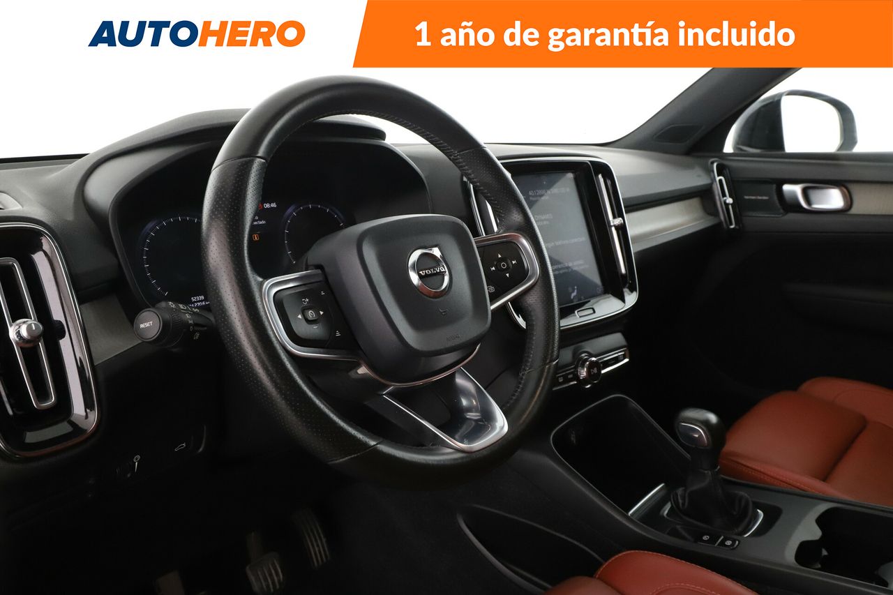 Foto Volvo XC40 12