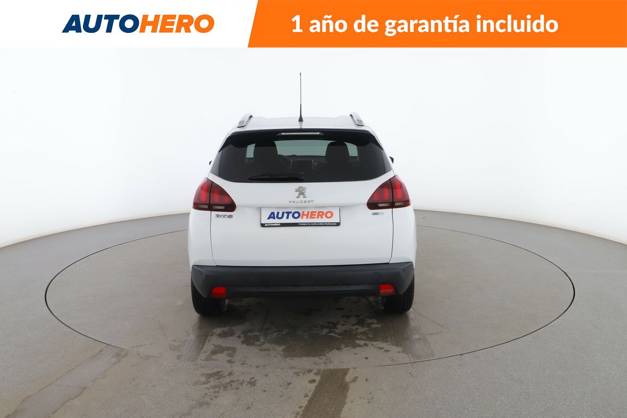 Foto Peugeot 2008 5