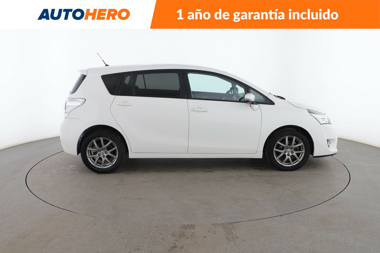 Foto Toyota Corolla Verso 7