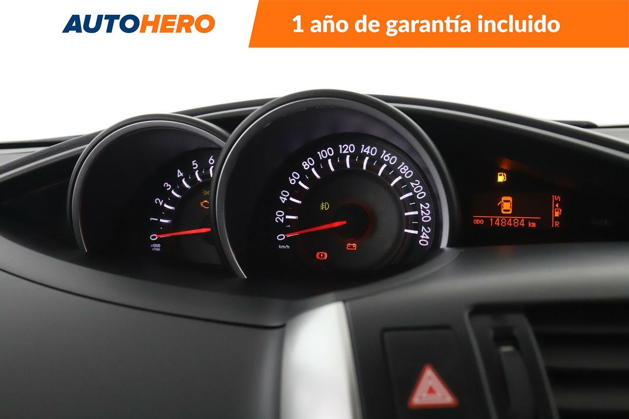 Foto Toyota Corolla Verso 20