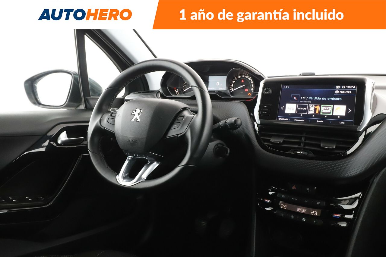 Foto Peugeot 208 14