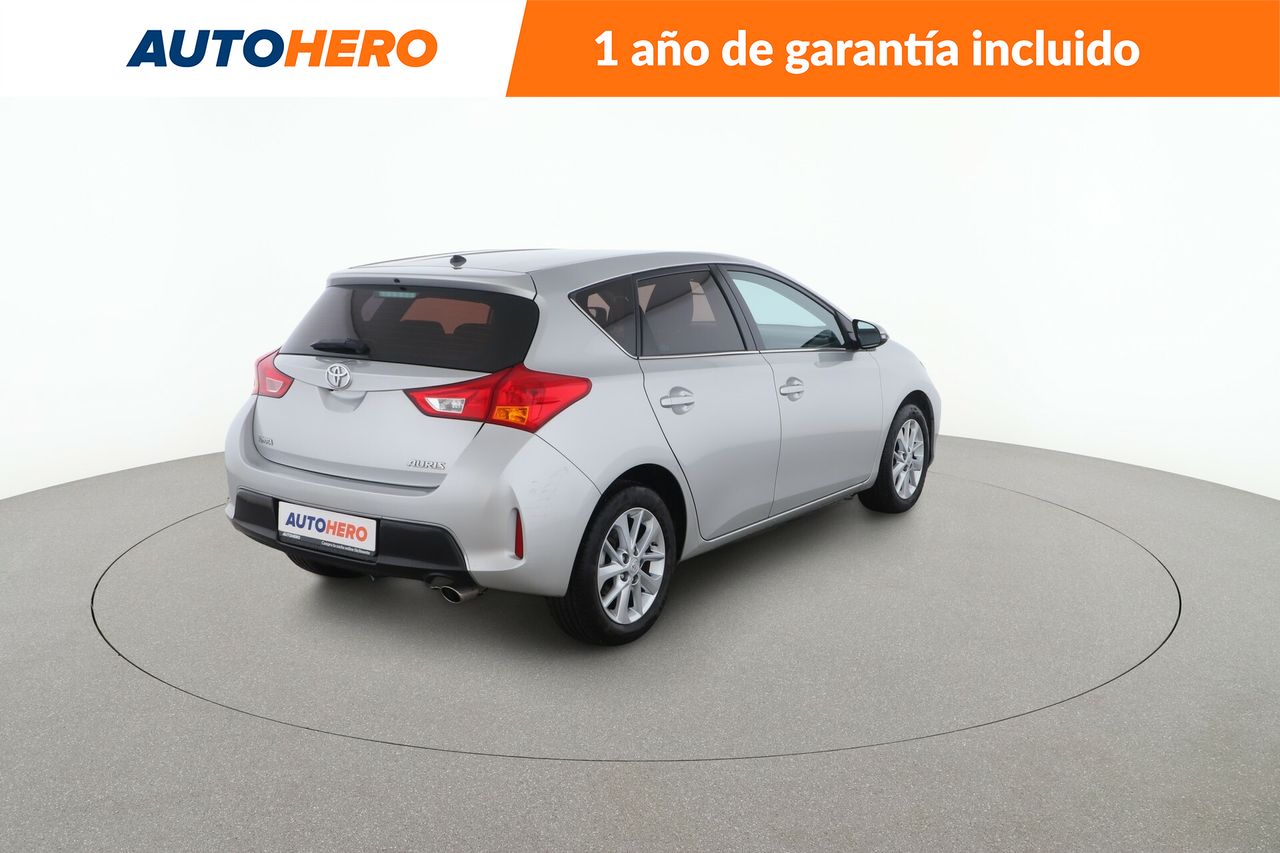 Foto Toyota Auris 6