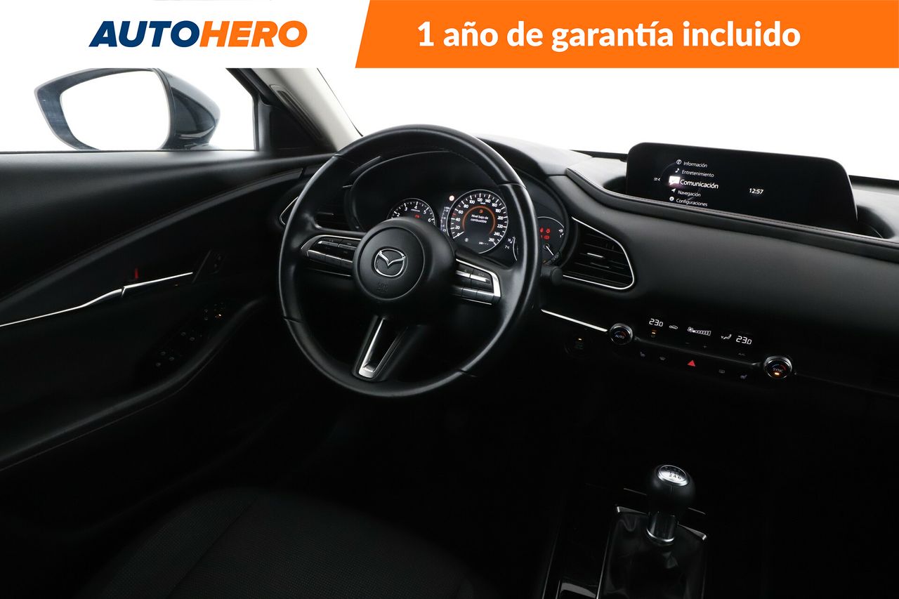 Foto Mazda CX-30 14