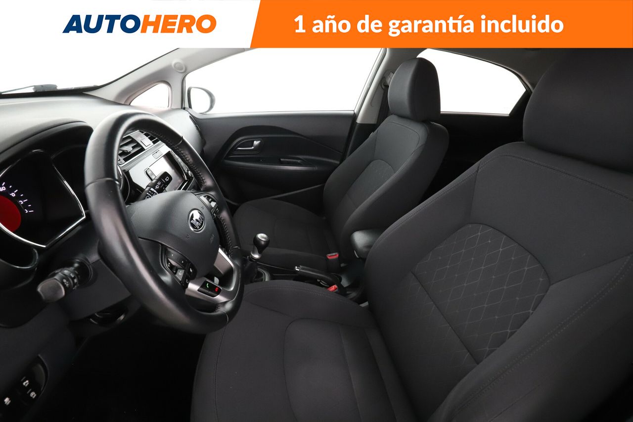 Foto Kia Rio 11