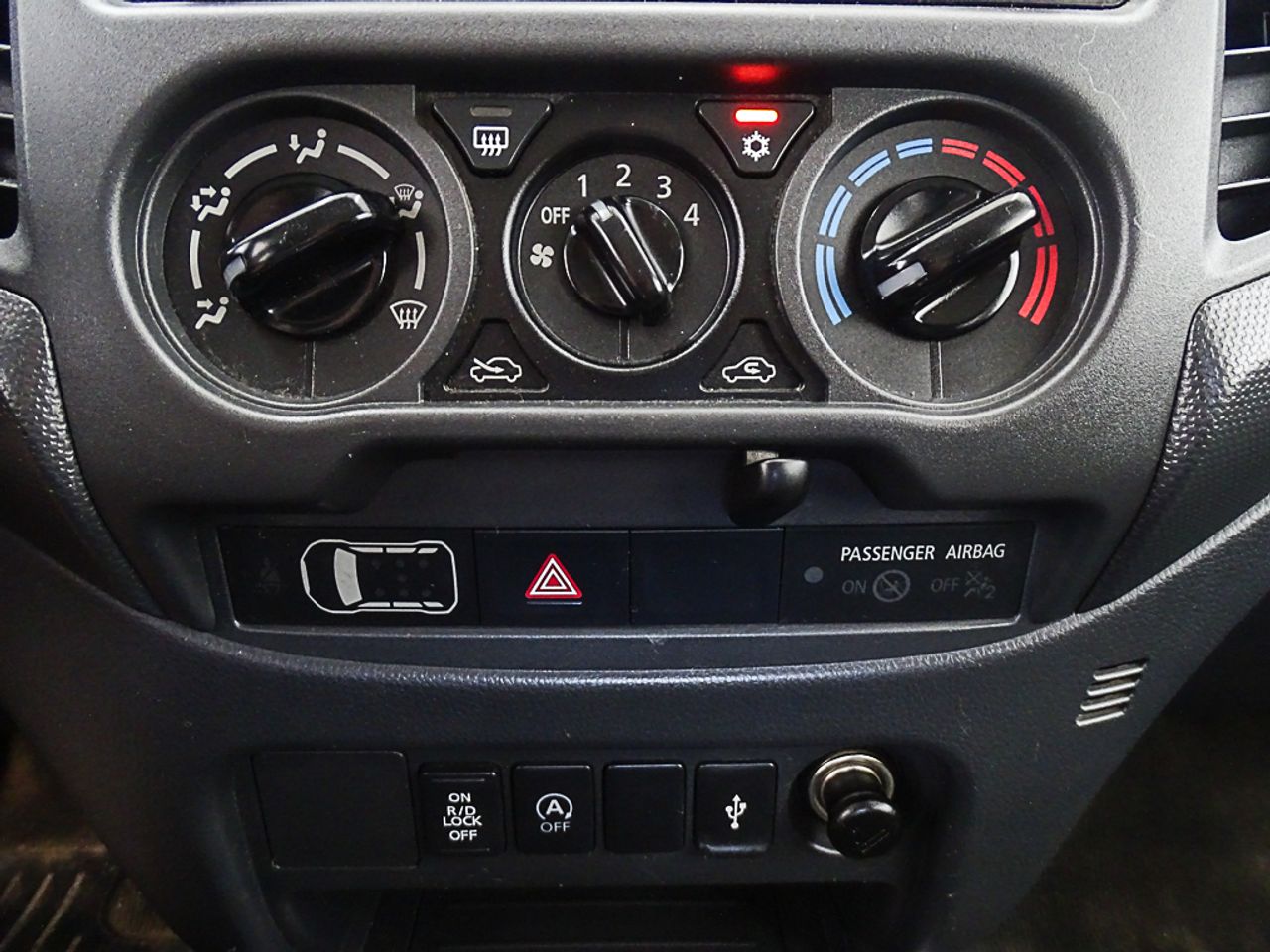 Foto Mitsubishi L200 16