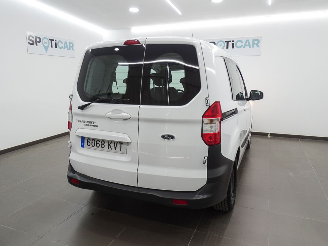 Foto Ford Tourneo Courier 16