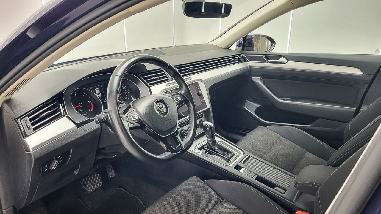 Foto Volkswagen Passat 22