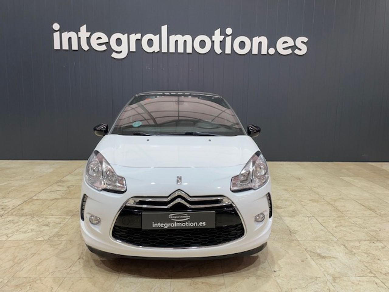 Foto DS Automobiles DS 3 2