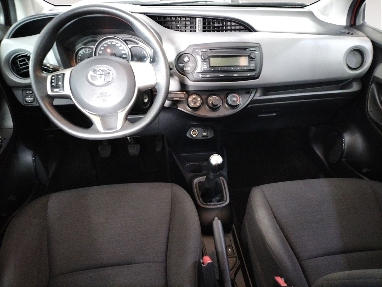 Foto Toyota Yaris 6