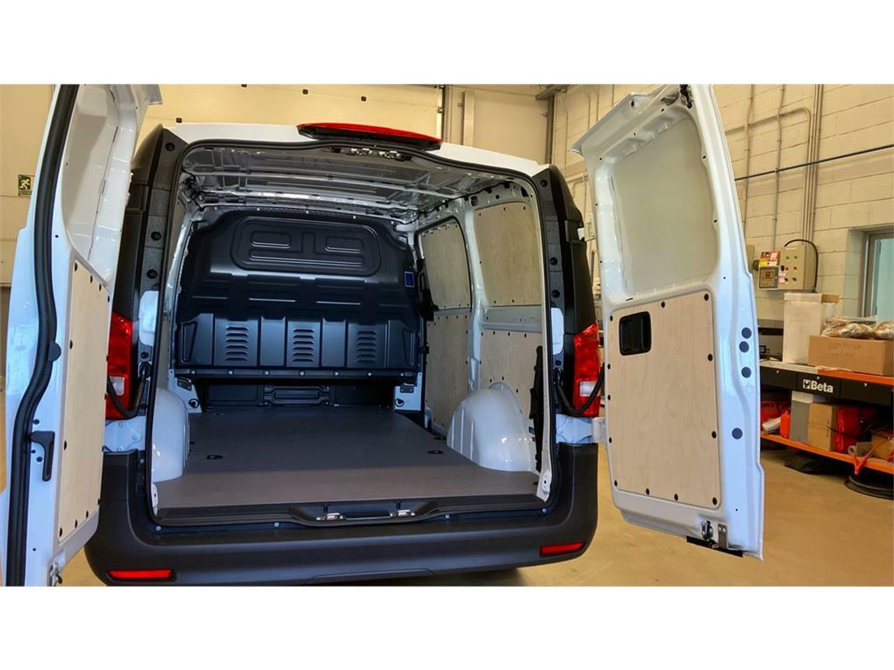 Foto Mercedes-Benz Vito 27