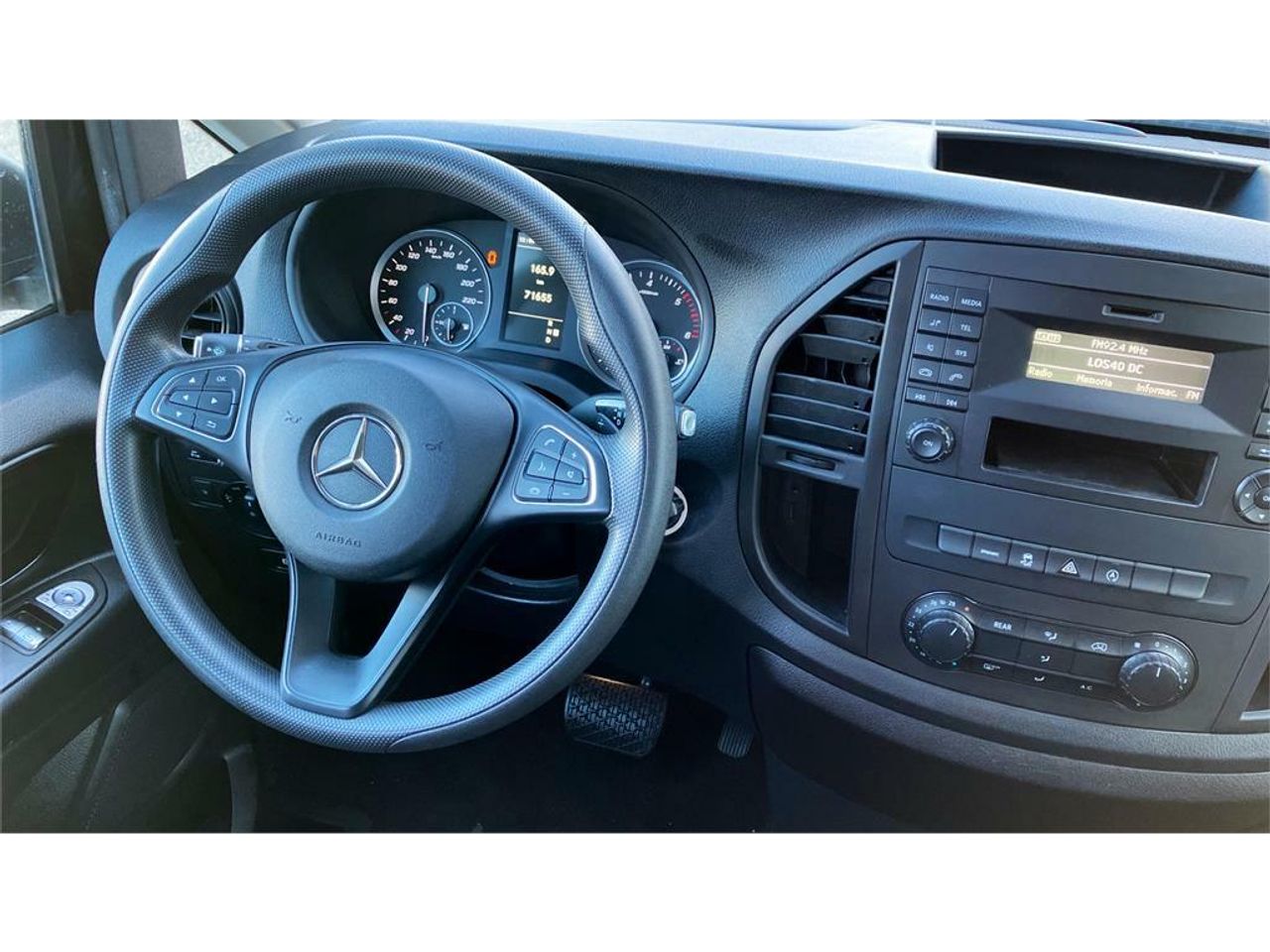 Foto Mercedes-Benz Vito 10