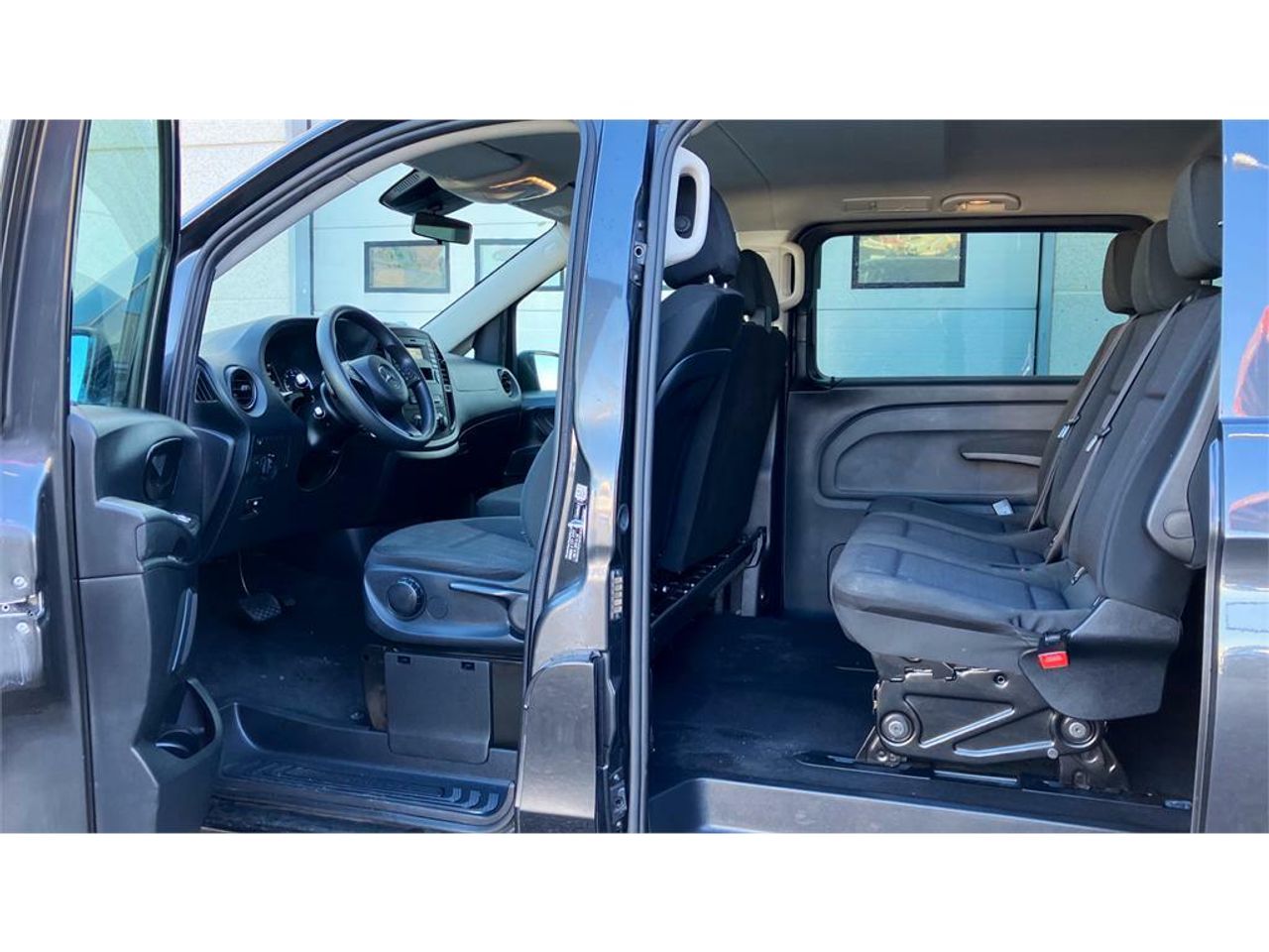 Foto Mercedes-Benz Vito 22