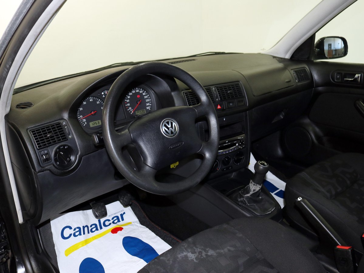 Foto Volkswagen Golf 16