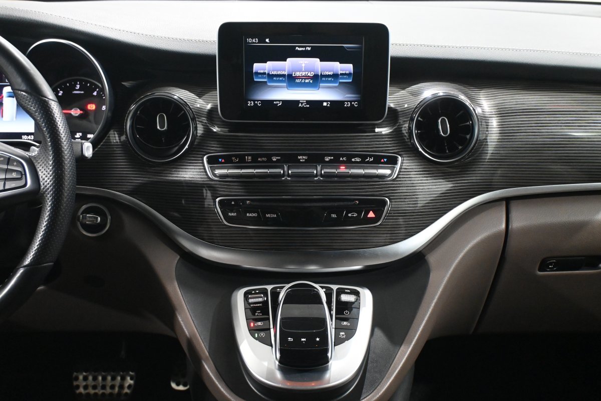 Foto Mercedes-Benz Clase V 21