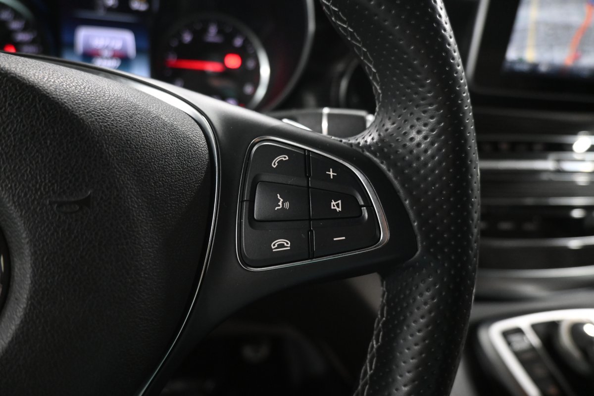 Foto Mercedes-Benz Clase V 25