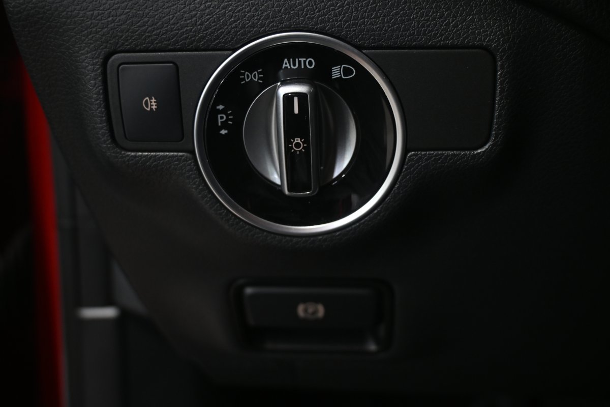 Foto Mercedes-Benz Clase CLA 29