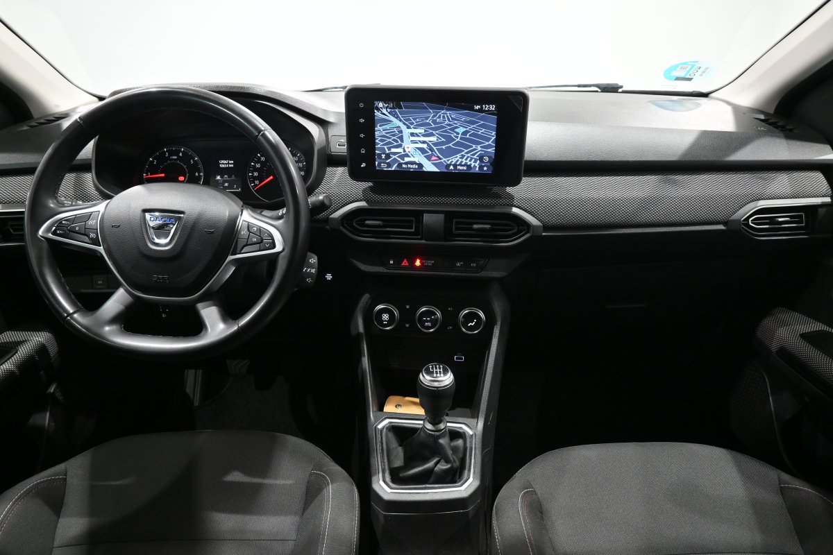 Foto Dacia Jogger 17