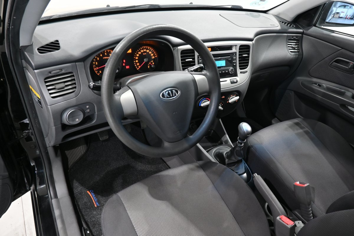 Foto Kia Rio 9