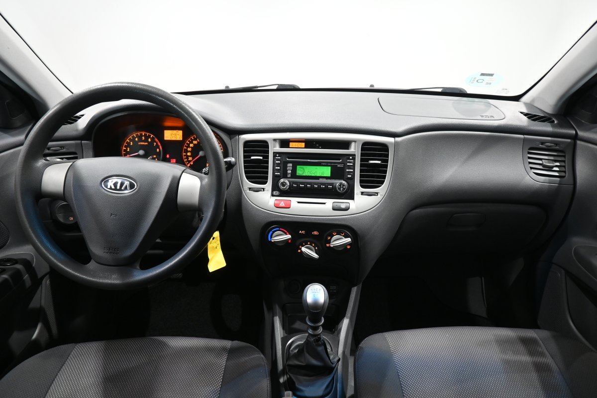 Foto Kia Rio 17