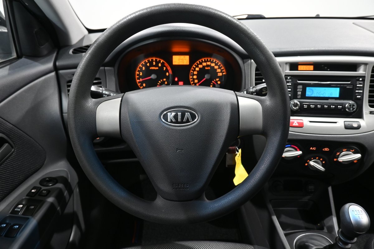 Foto Kia Rio 18