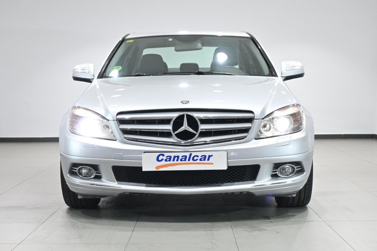 Foto Mercedes-Benz Clase C 2