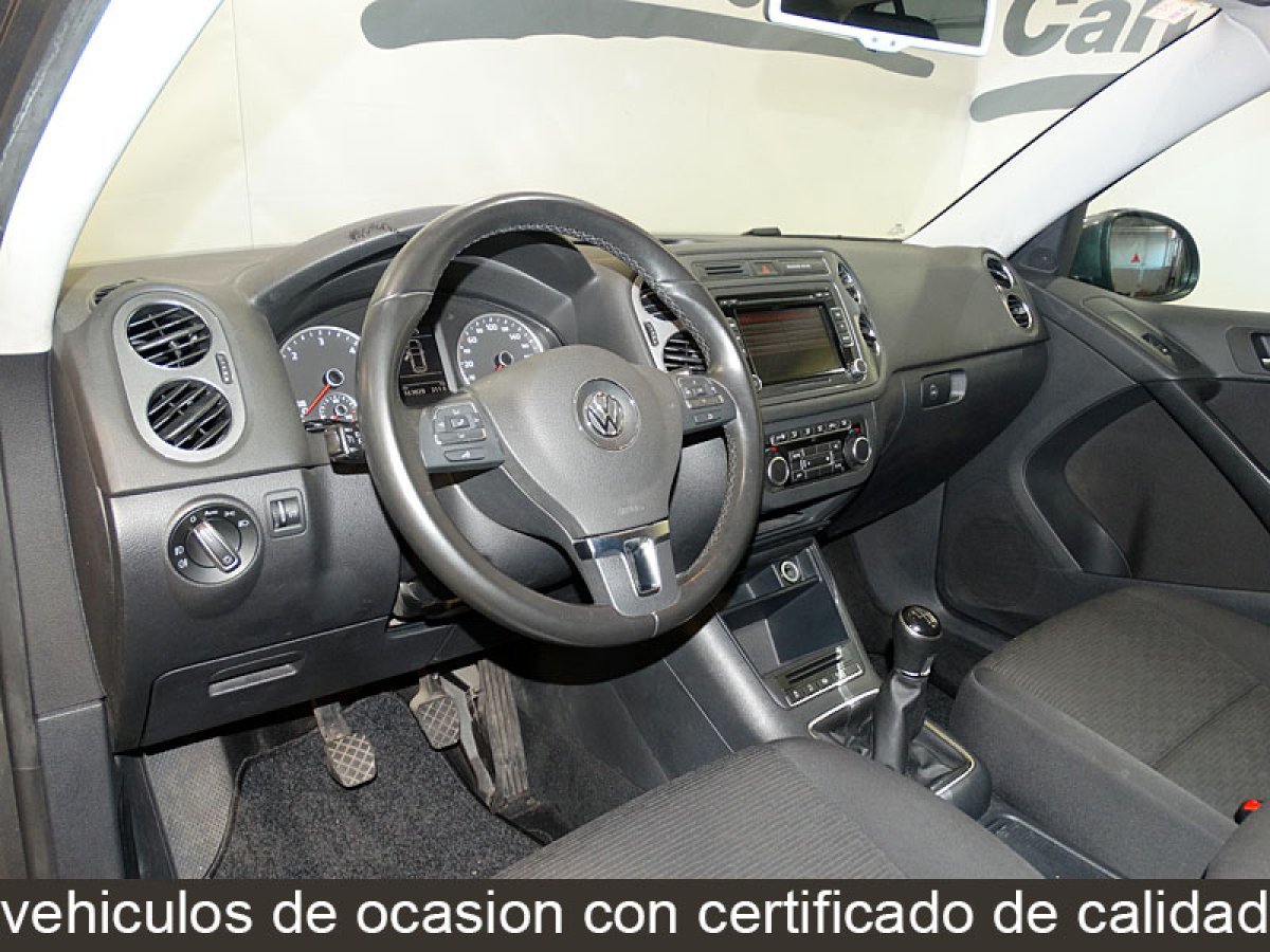 Foto Volkswagen Tiguan 17