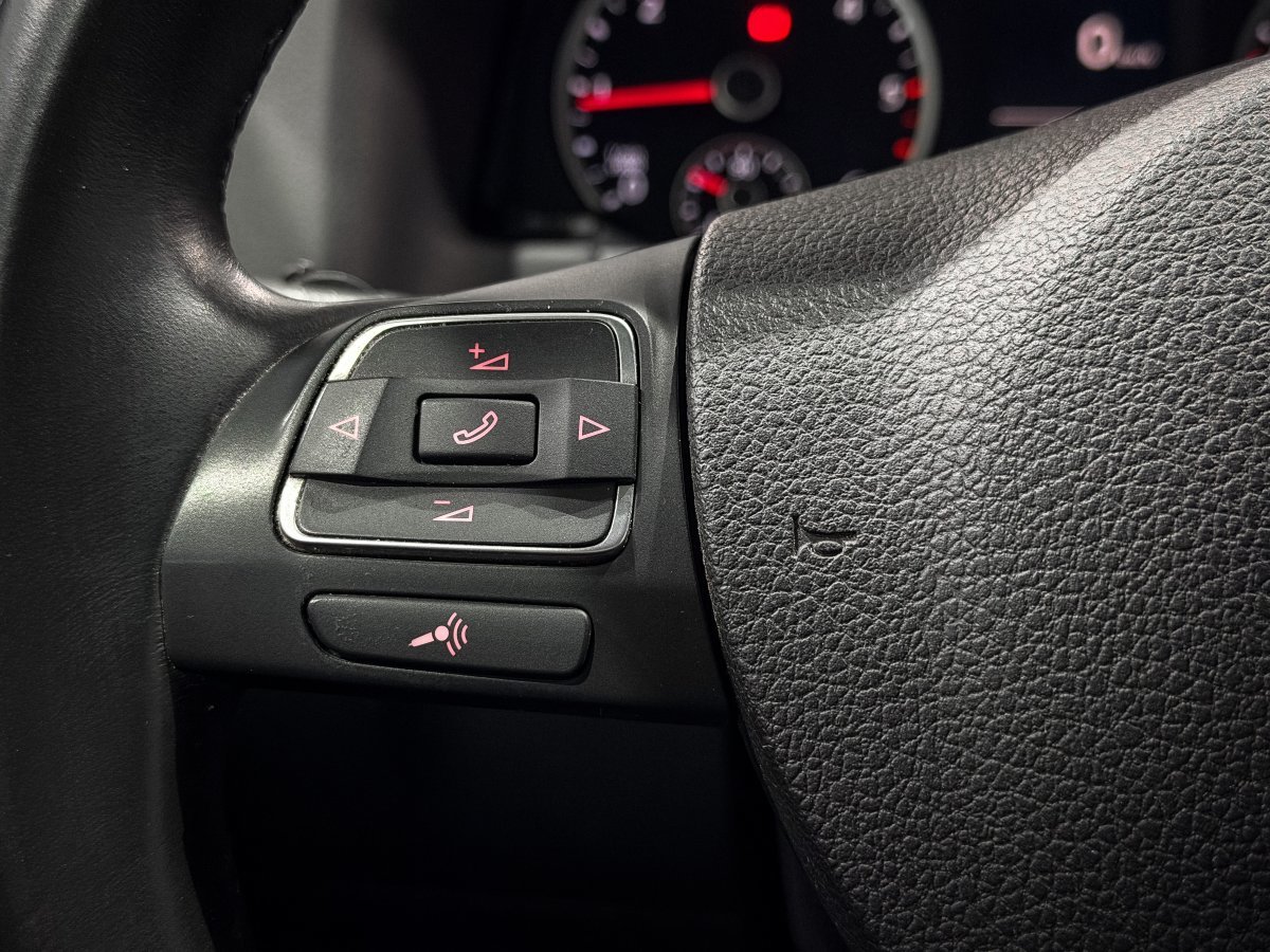 Foto Volkswagen Tiguan 22