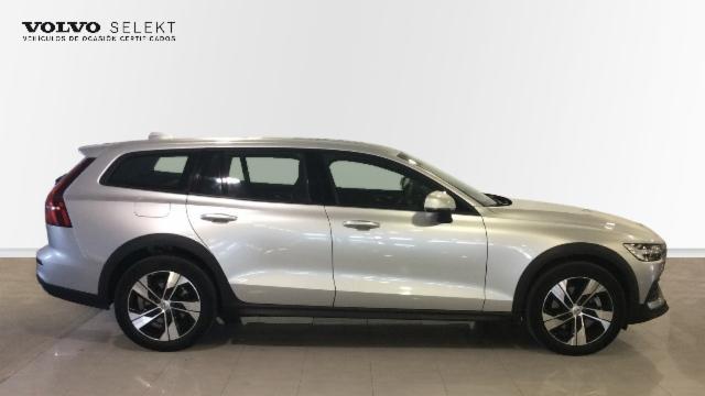 Foto Volvo V60 Cross Country 3