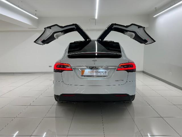 Foto Tesla Model X 15