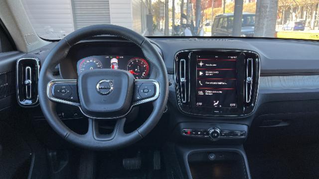 Foto Volvo XC40 12