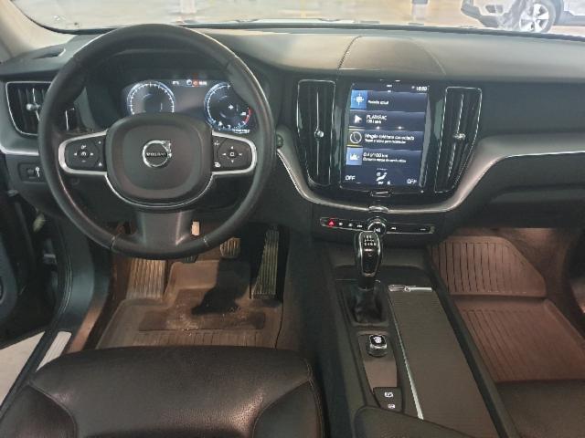 Foto Volvo XC40 12