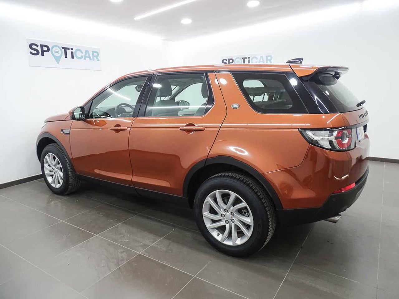 Foto Land-Rover Discovery Sport 6